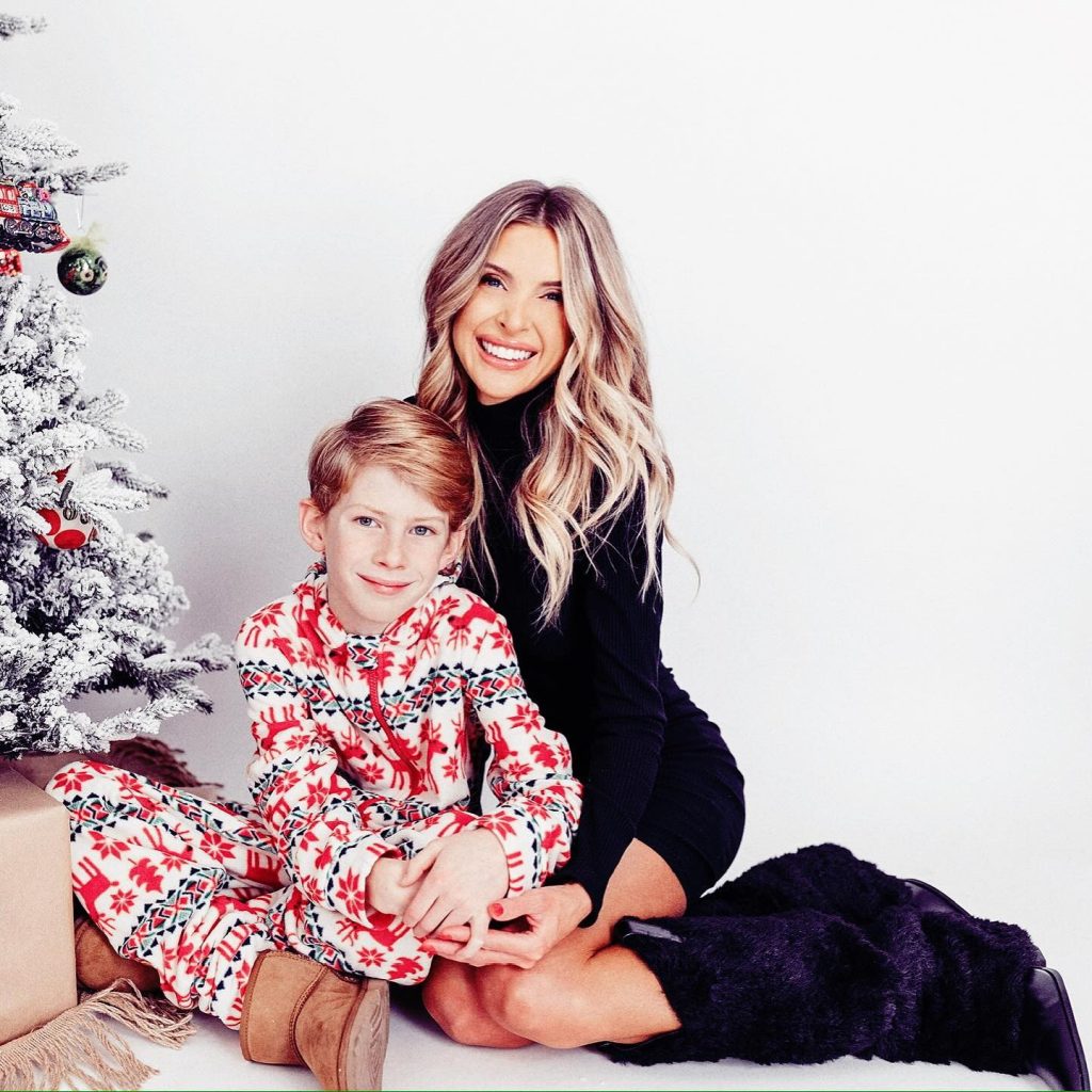 Caroline Chrisley Age, Career, Family, Net Worth, Height Bio 2024