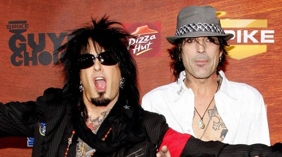 Tommy Lee Biography