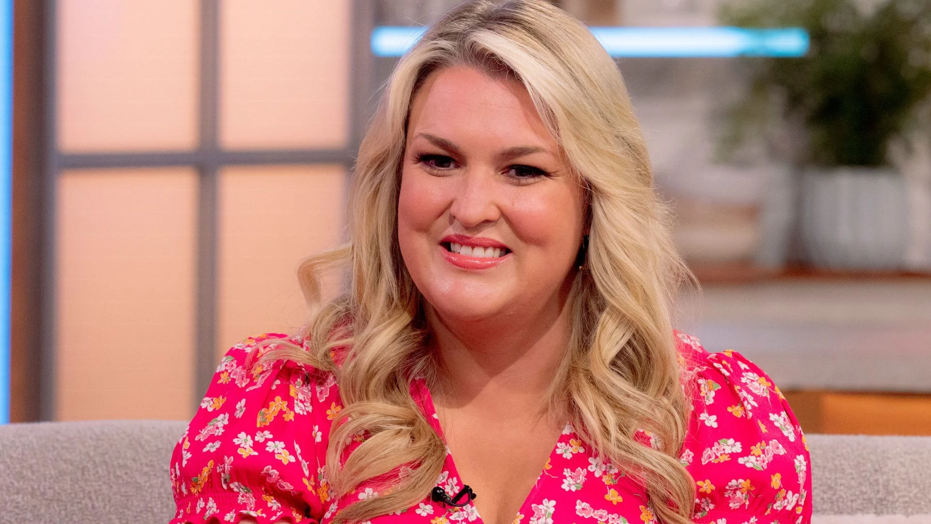 Sara Davies Net Worth: How the Entrepreneurial Dragon Made Her Millions