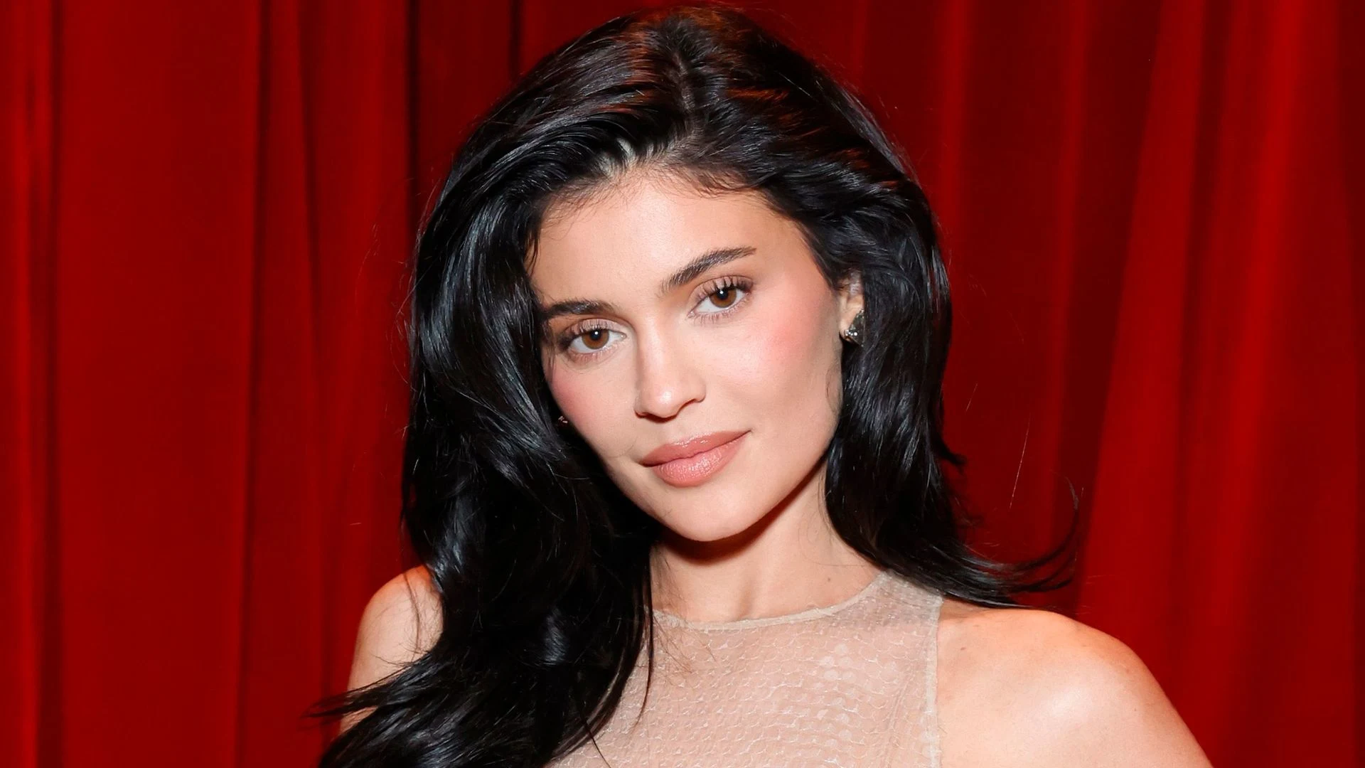 Kylie Jenner Net Worth in 2024: How She Became a Billionaire