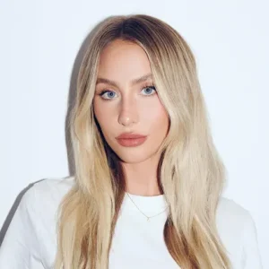 Amy Flamy Age & Bio: Everything to Know About the Viral Star