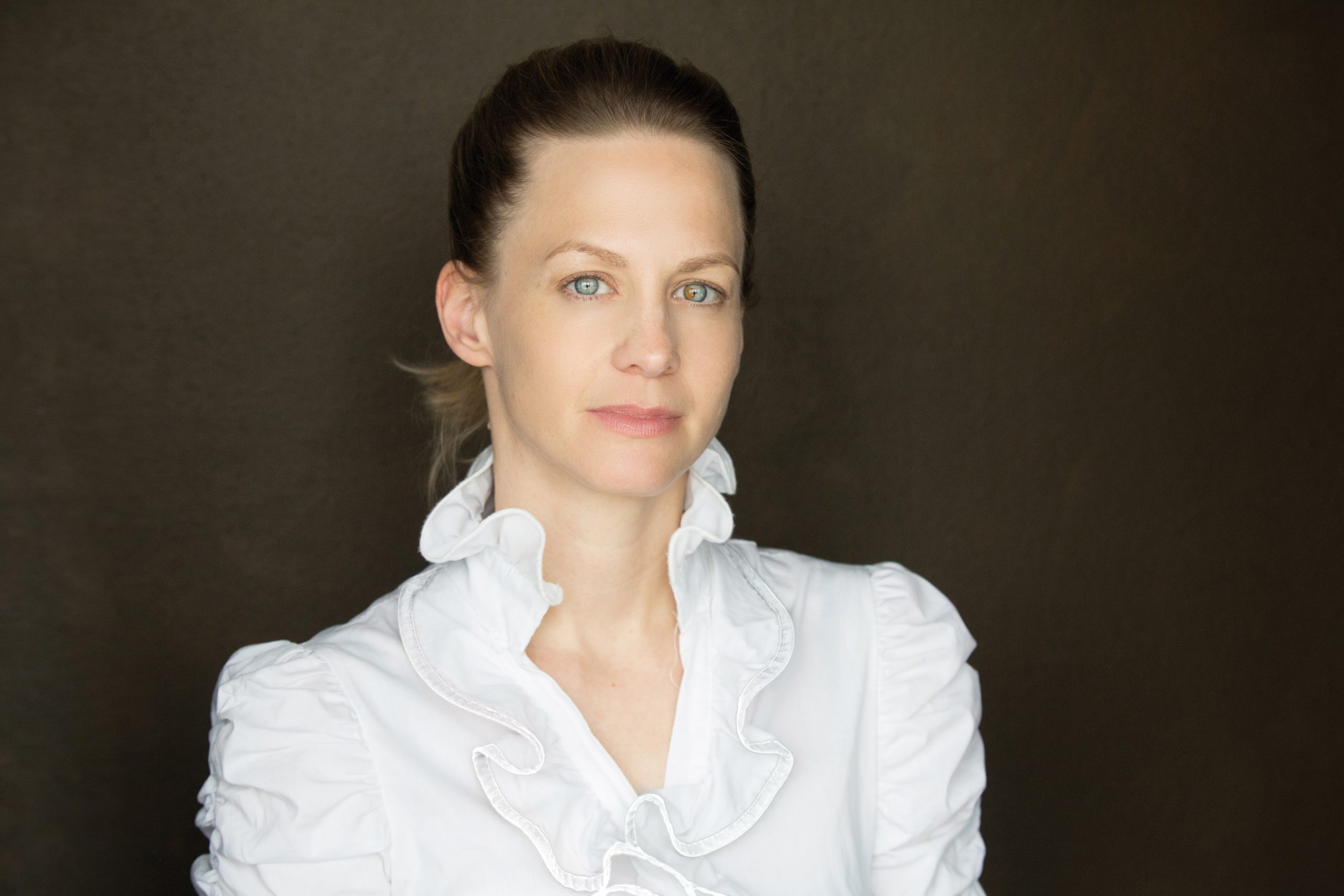 Alexandra Grant Age: How Old is the Artist?