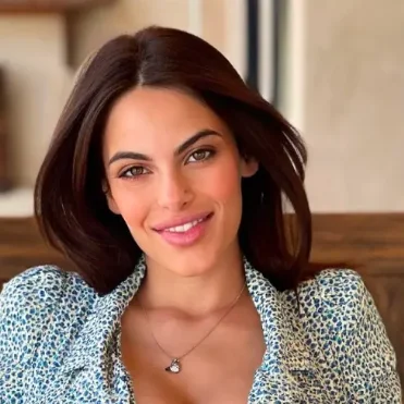 Discover Alexa Pearl: The Rising Star of Fashion and Social Media