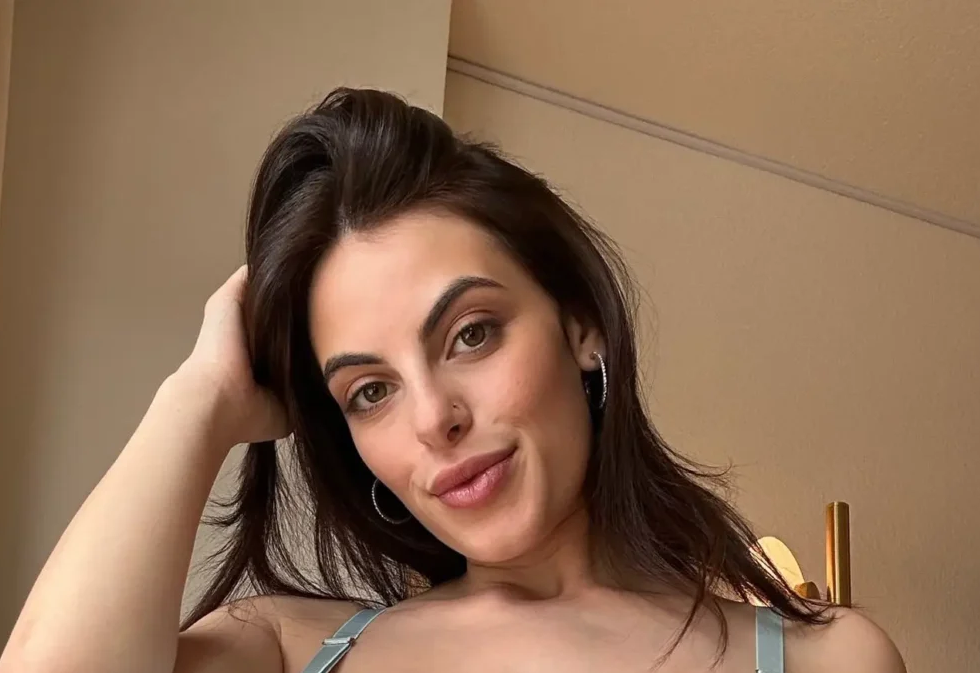 Discover Alexa Pearl: The Rising Star of Fashion and Social Media