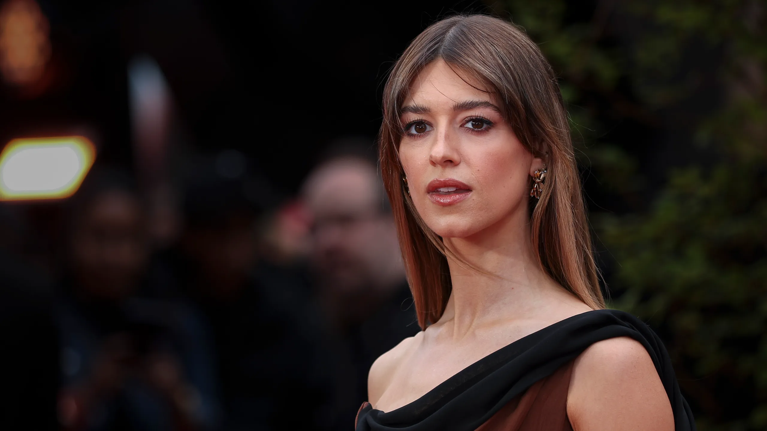 Daisy Edgar-Jones Movies and TV Shows: Must-Watch List 2025