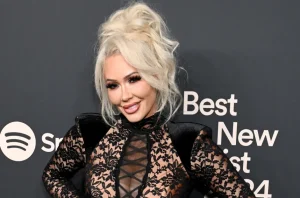 Bunnie XO Age: How Old Is Bunnie XO?