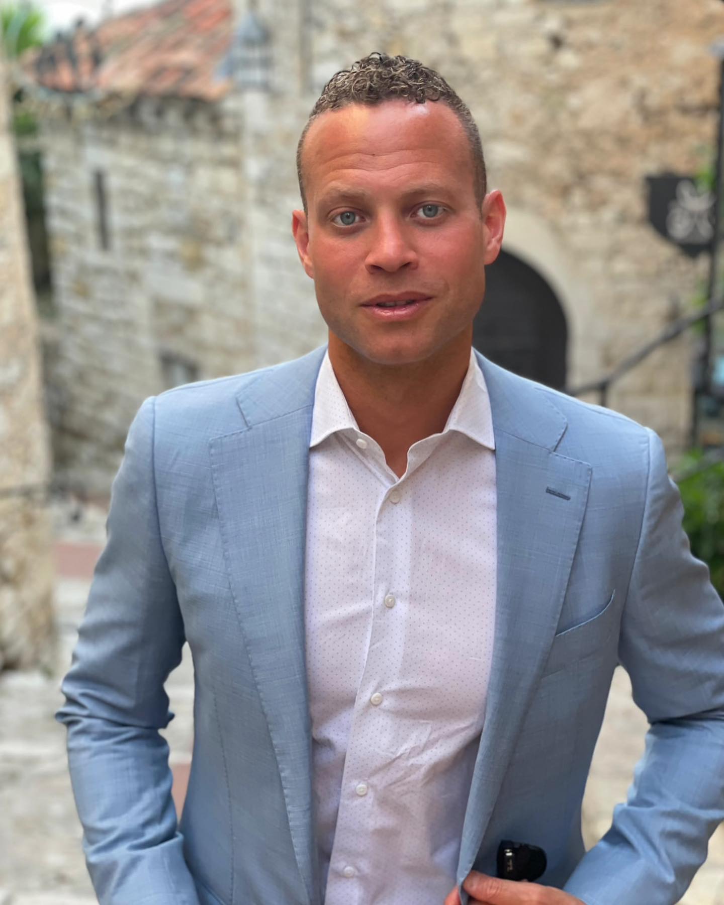 Dalen Cuff Biography