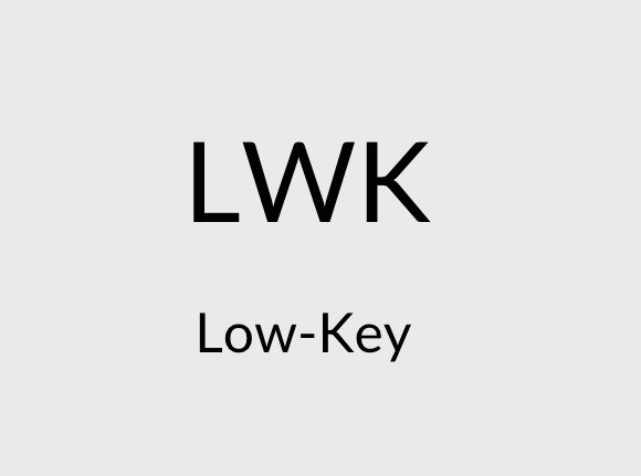 Lowk Meaning in Text: Simple Definition with Real Examples