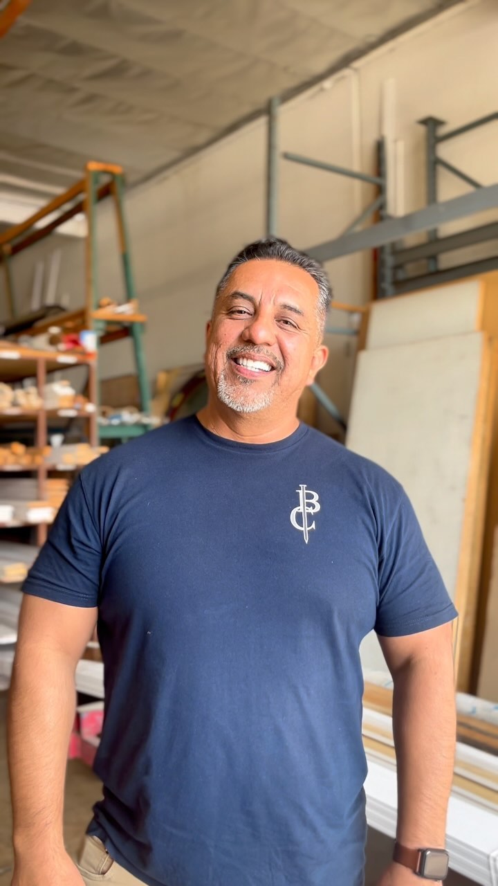 Izzy Battres Net Worth