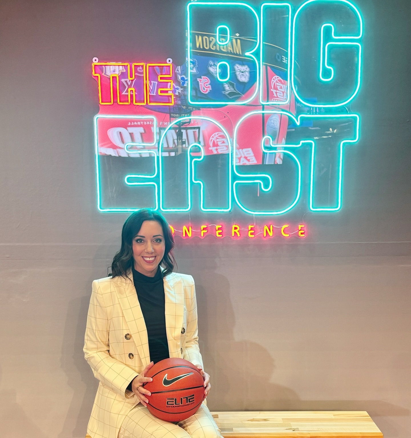 Nicole Auerbach Net Worth