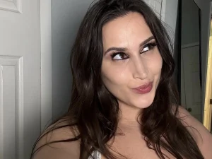 Ashley Adams Age, Career, Net Worth & Relationship Status 2026
