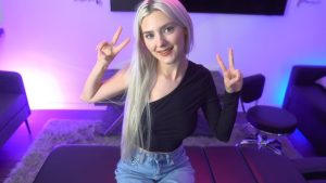 Eva Elfie Age, Net Worth, Career & Relationship 2026