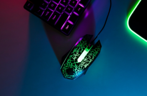 Ergonomic Gaming Mouse Guide: Play Longer Without Wrist Pain