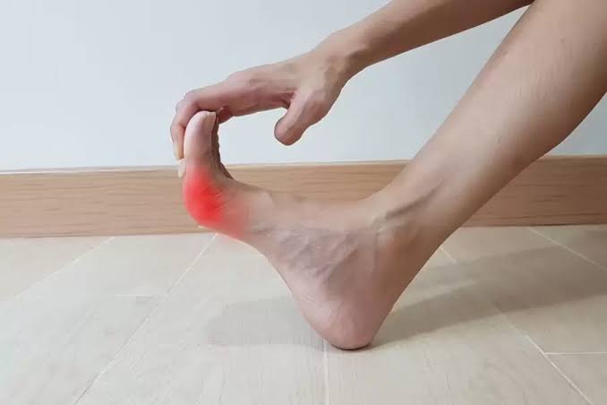 Why Is My Big Toe Hurting? Causes, Symptoms & Relief 2026